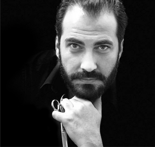 DELFIN<br />
Owner & Stylist